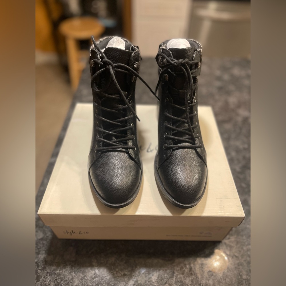 Style and Co Ankle boots size 7.5
